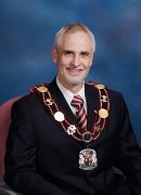 安省克灵尔顿市（Clarington）市长Adrian