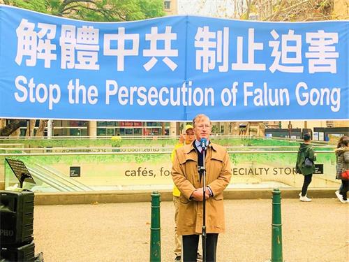 '图5：澳洲传统价值、家庭、家园守护联盟的总裁保罗·弗利（Paul Folley）'