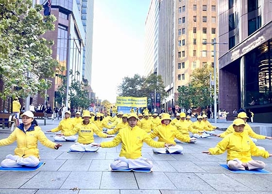 悉尼集会纪念四‧二五谴责中共跨国镇压侵犯澳洲主权